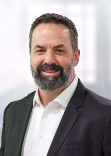 Bruce Peatey, GVP, Americas RCO, Dentsply Sirona