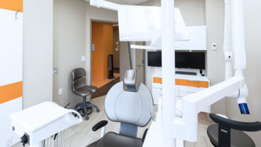 Modern equipment and high-end technology at the dental practice The Accolade Dental Centre, Toronto.