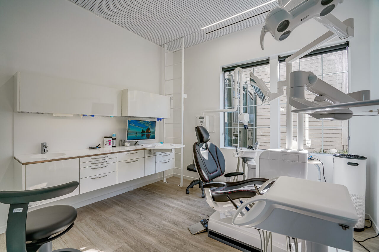 Cupertino-Family-Dental-Dr-Lo-4