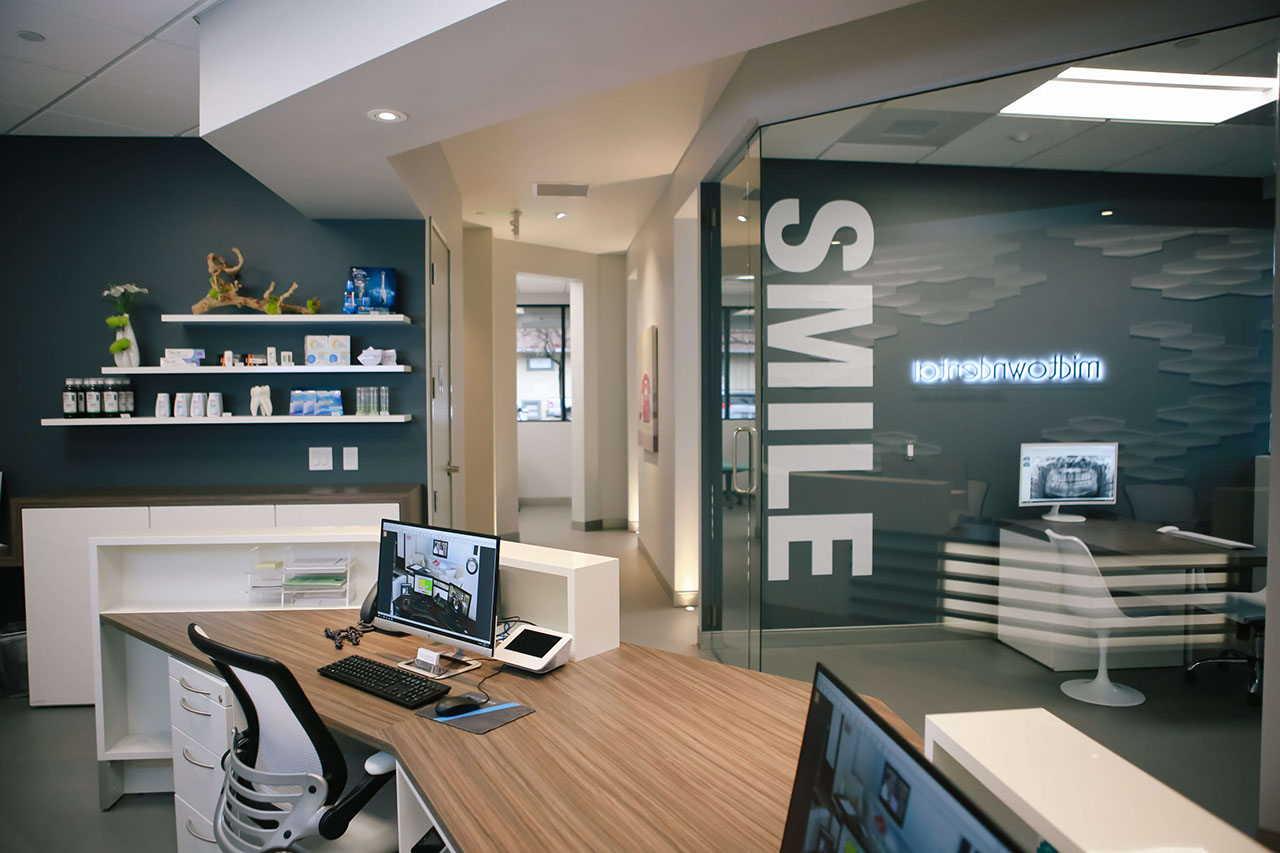 Dr-Apekian-Waiting-Room