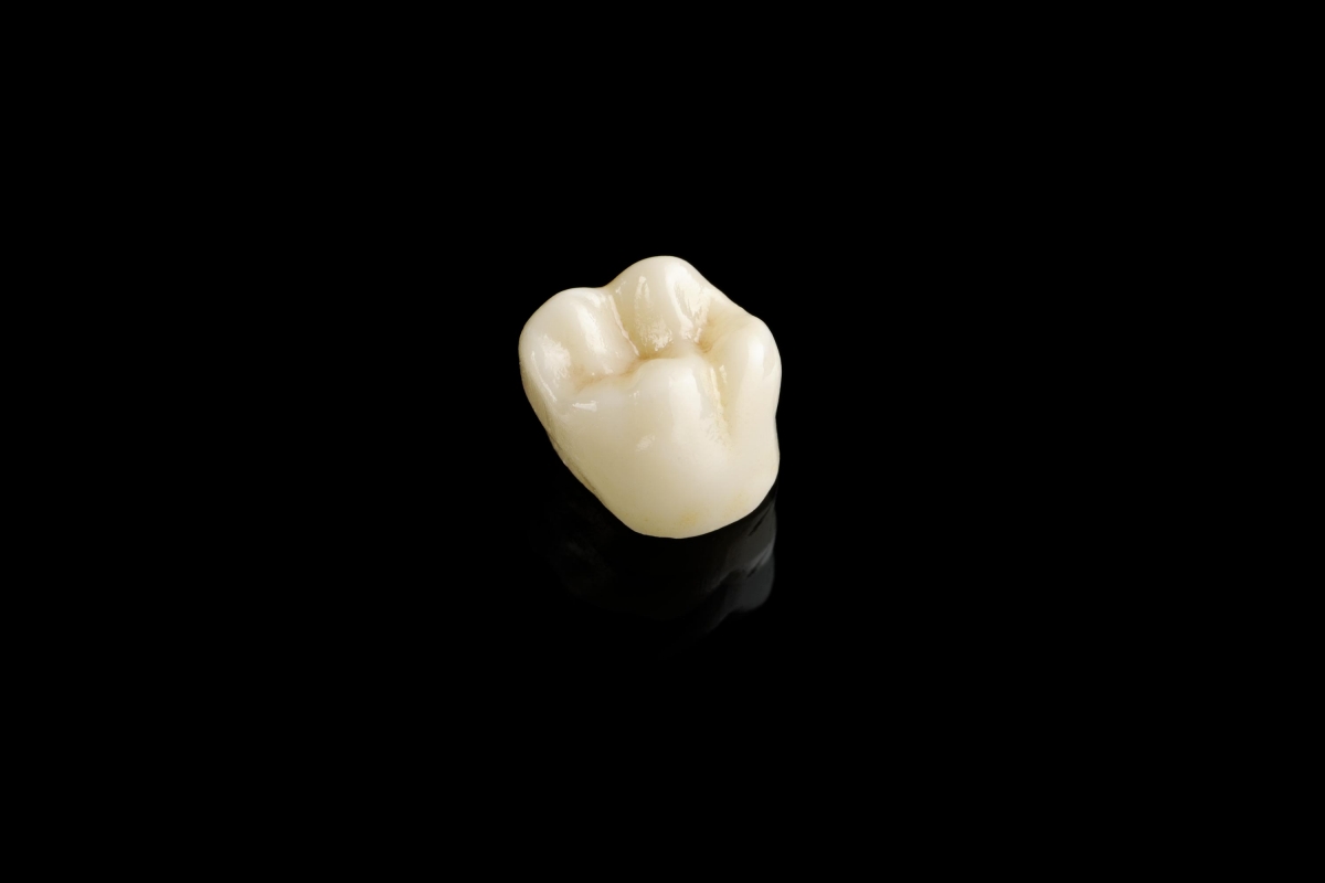 Example tooth made with dental milling machine