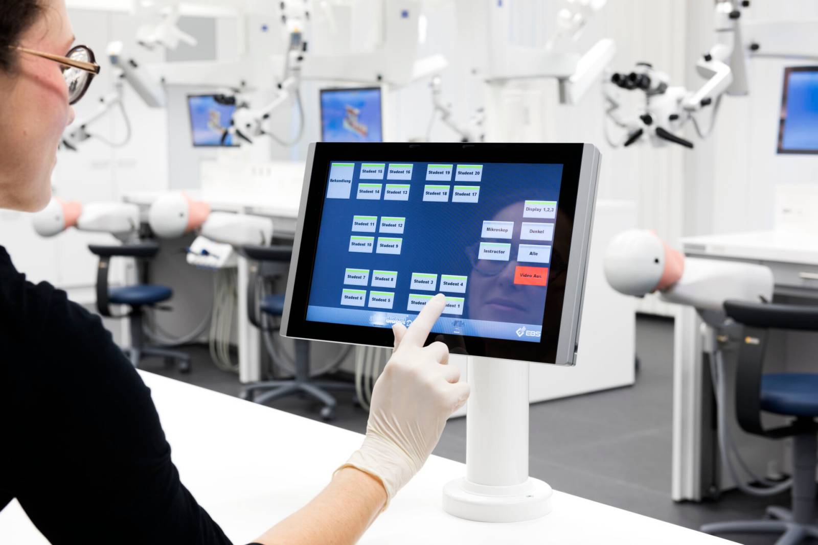The control panel as a stationary or mobile device