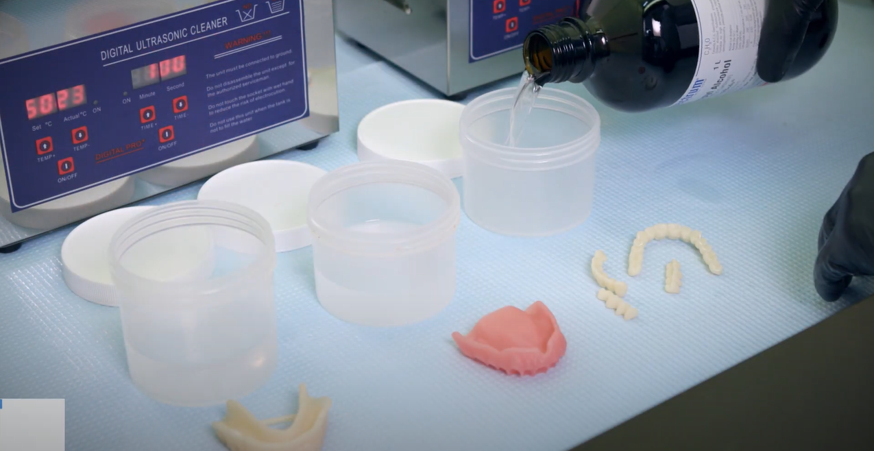 Cleaning | Lucitone Digital Print Denture System