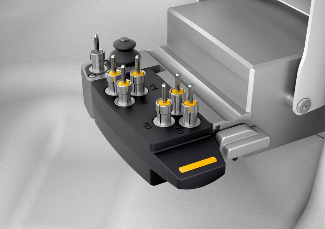 inLab MC X5: Fresadora dental | Dentsply Sirona CR
