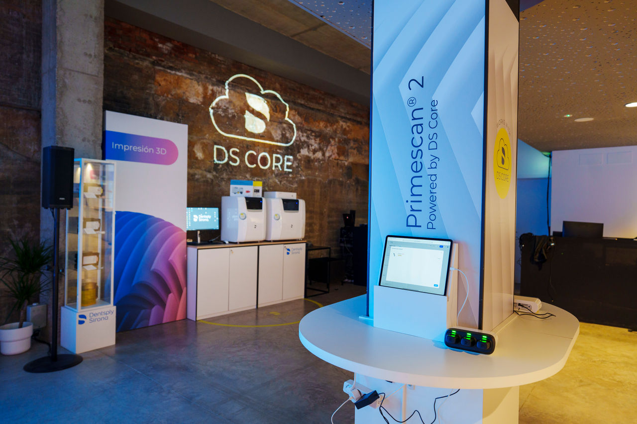 Sevilla 19 y 20/09/2025 Dentsply Sirona World
FOTO: Pepo Herrera
www.pepoherrera.com
IG: @pepo_herrera