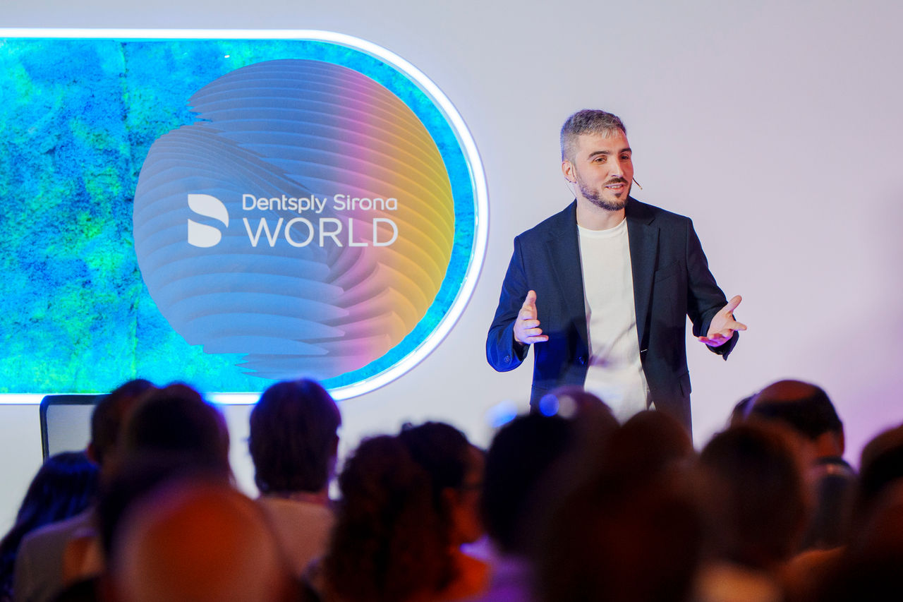 Sevilla 19 y 20/09/2025 Dentsply Sirona World
FOTO: Pepo Herrera
www.pepoherrera.com
IG: @pepo_herrera